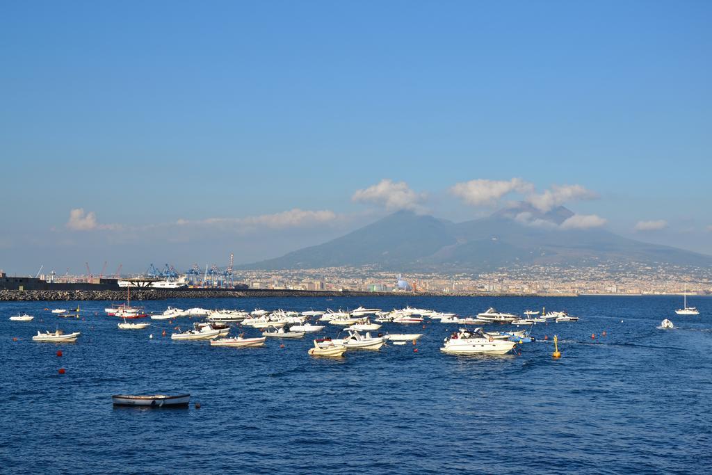 Monolocale Nel Cuore Di Napoli Naples Room photo